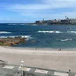 Апартаменты Piso Con Vistas A La Playa De Riazor *