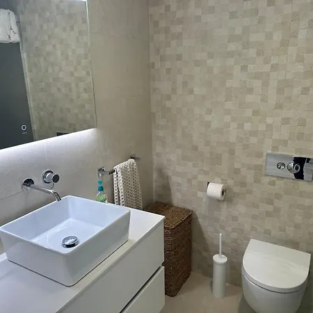 Piso Con Vistas A La Playa De Riazor * A Coruña